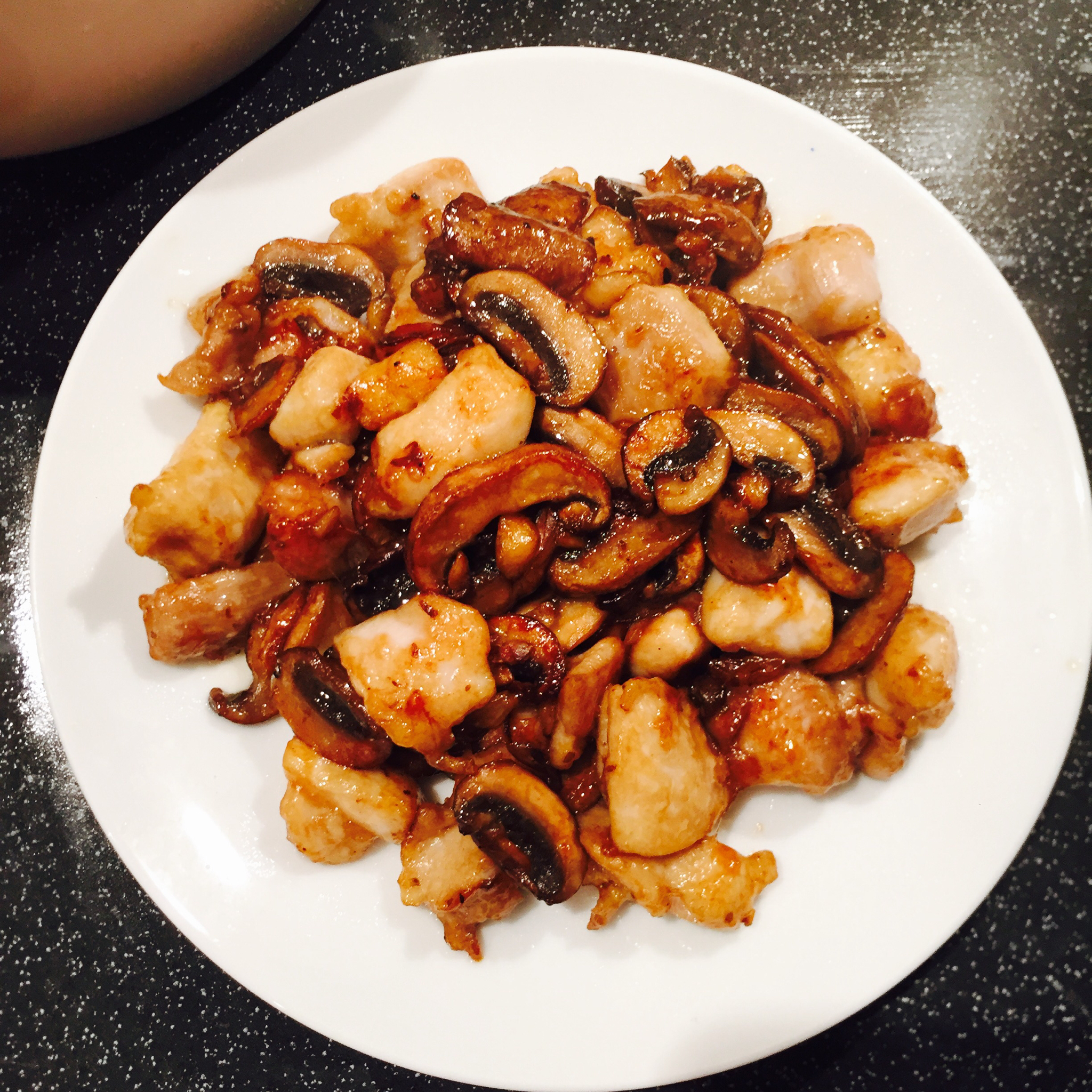 蘑菇滑鸡（香菇滑鸡）