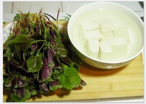 苋菜豆腐汤的做法 步骤1