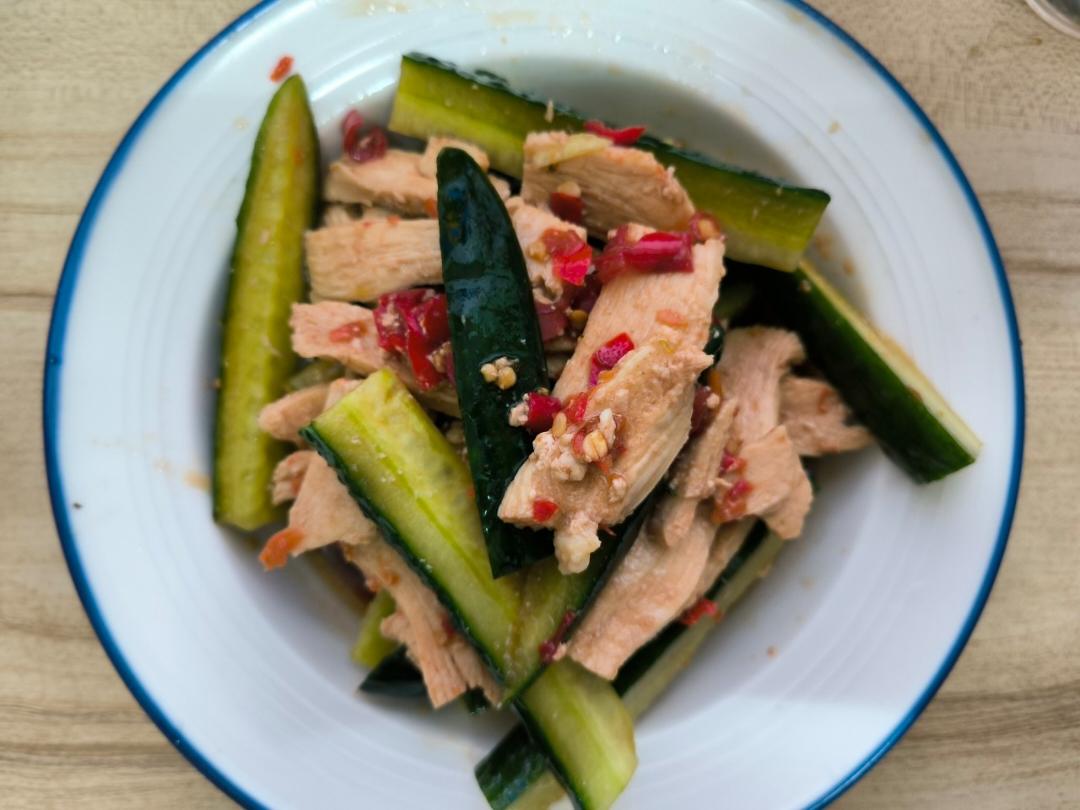 剁椒黄瓜鸡胸