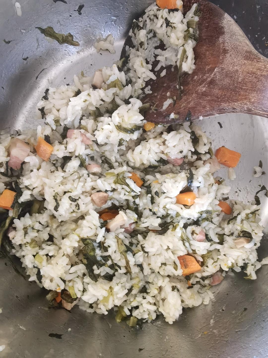 莴笋叶咸肉菜饭