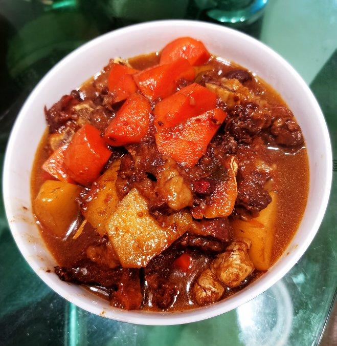 美味の红烧牛排骨