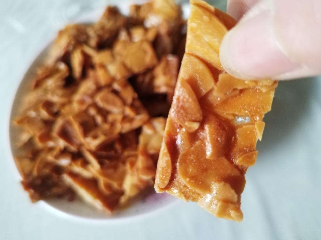 焦糖脆脆杏仁瓦片