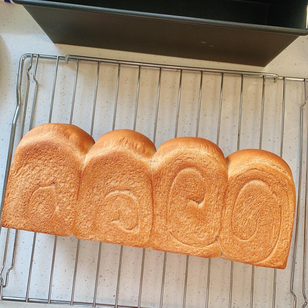 全麦黑麦吐司 100%全麦+10%黑麦