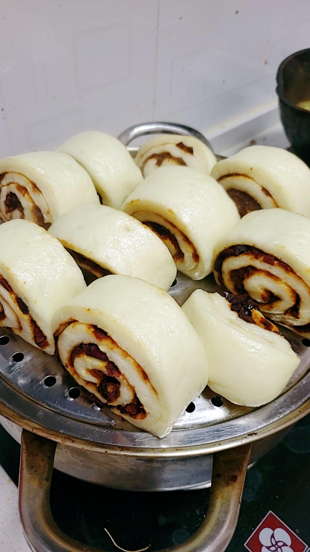 韩峰峰做的满口枣香的枣泥卷馒头