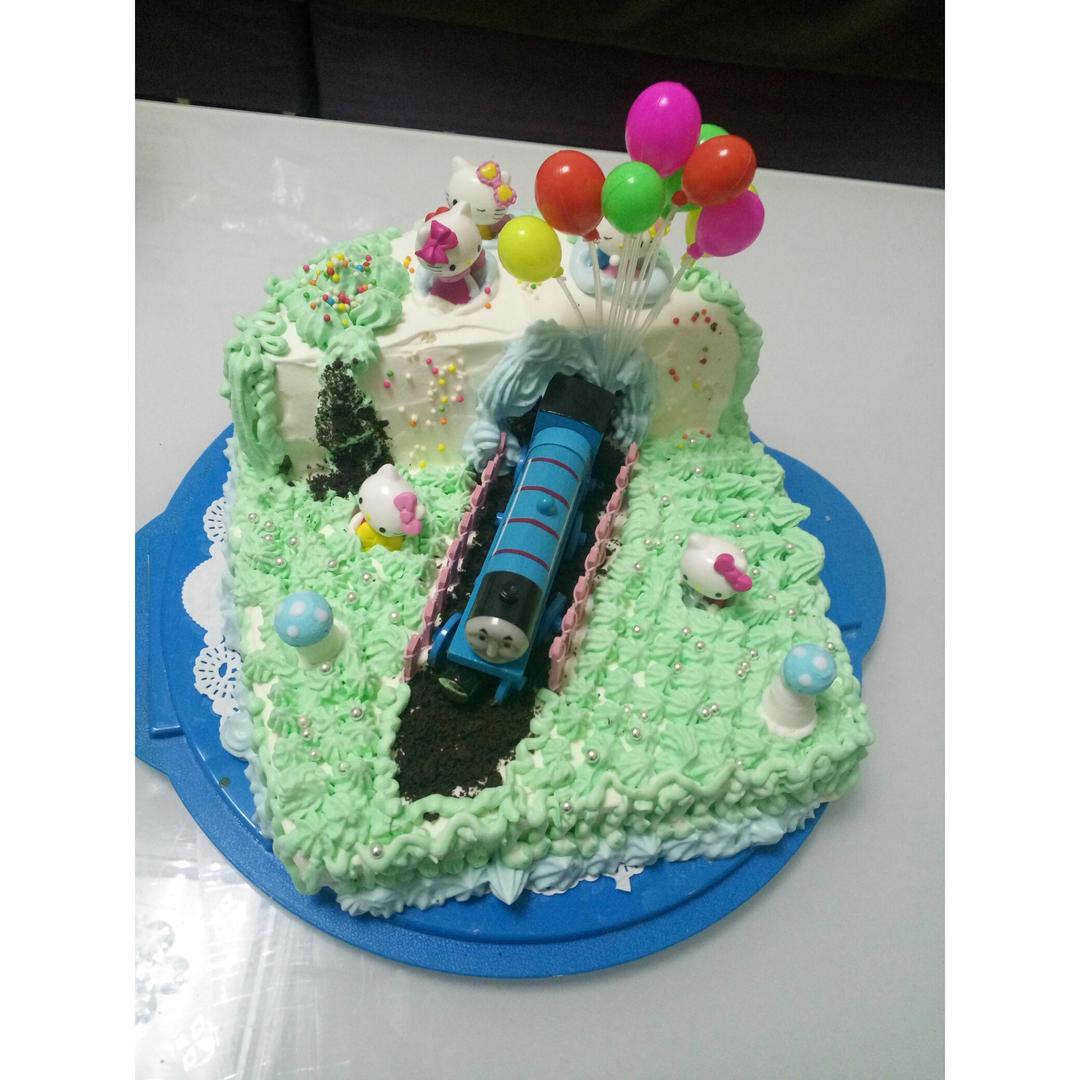 托马斯场景蛋糕