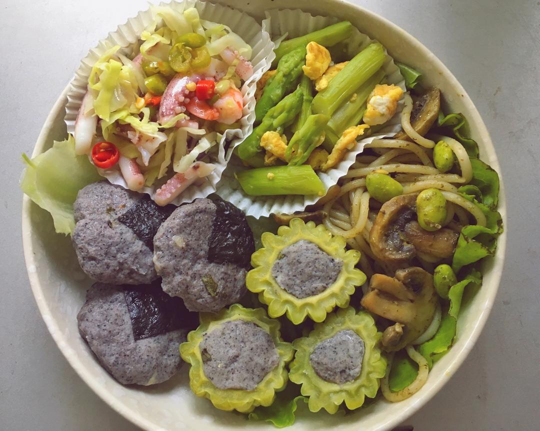 【炊烟食堂】今年最IN的原谅色整蛊便当