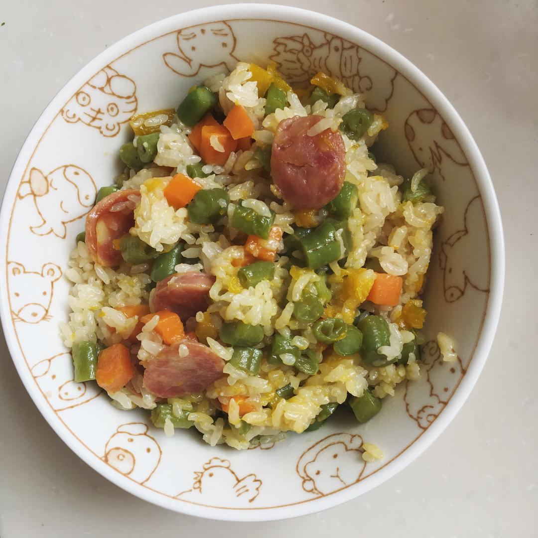 腊肠南瓜豆角焖饭