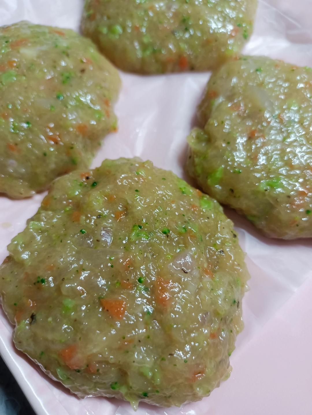 减肥餐低脂鸡胸肉饼