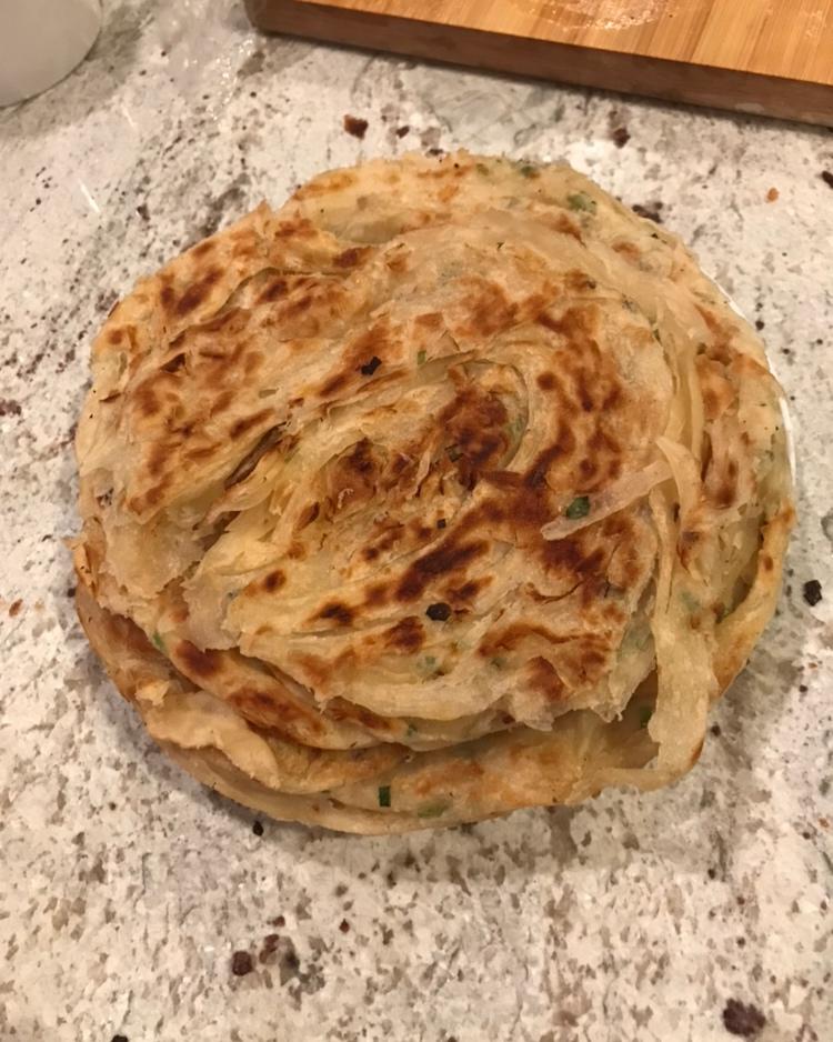 烫面葱油饼