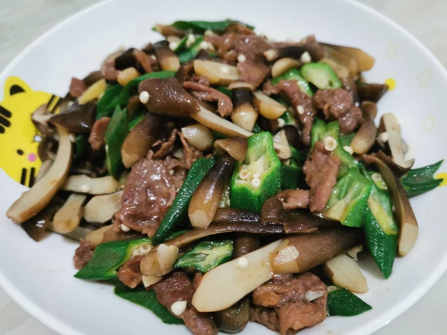 鸡枞菌秋葵炒牛肉菜鸟版