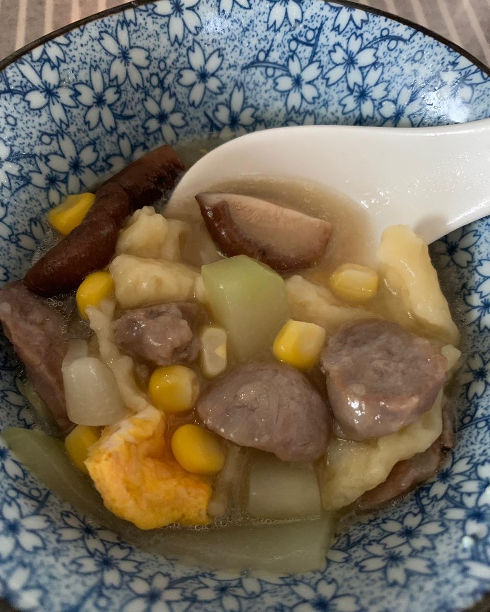 绿萝和野狼做的简单好吃的麦虾面面疙瘩