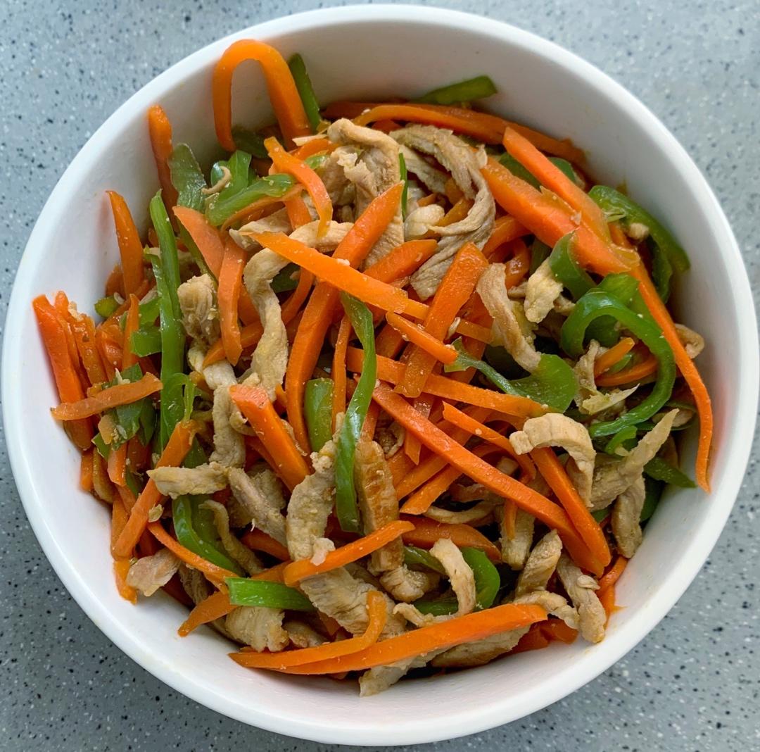 胡萝卜炒肉丝