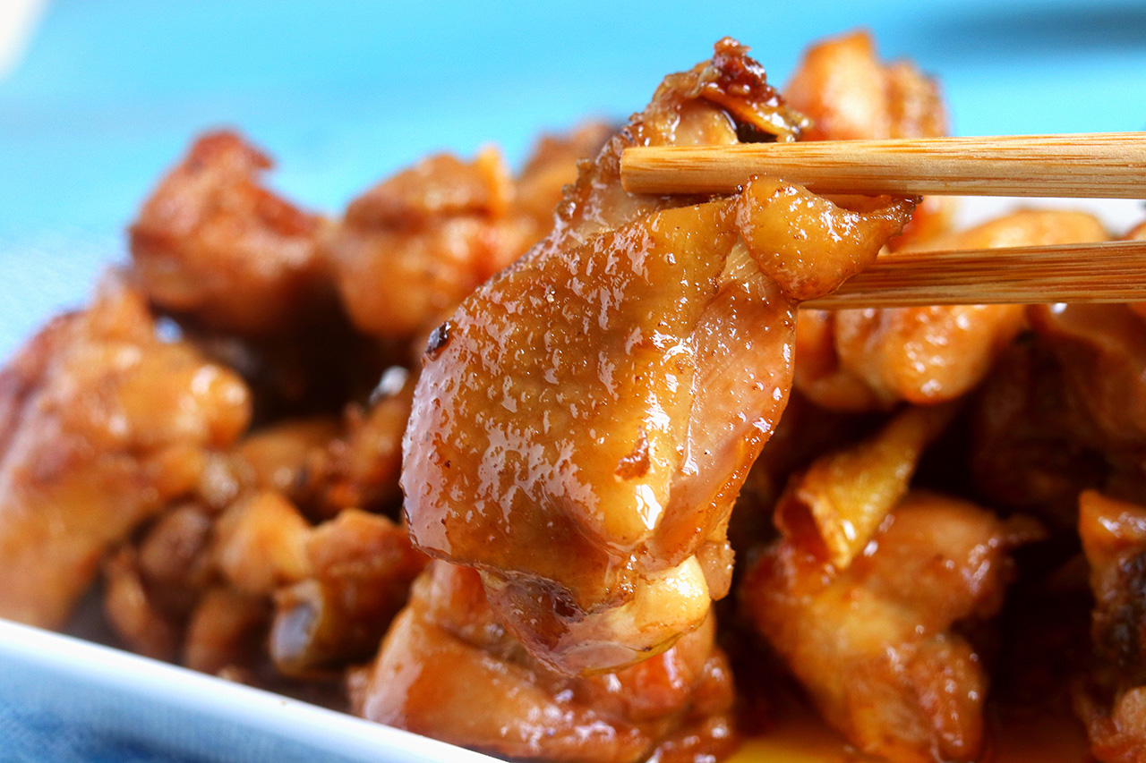 沙姜鸡￨皮脆肉嫩的做法
