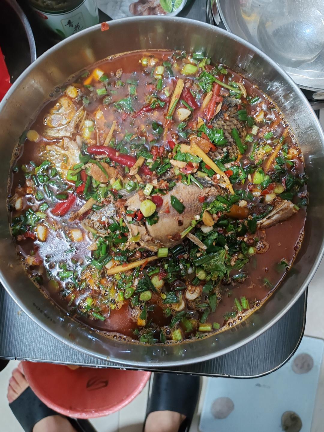 小河帮的葱葱鲫鱼