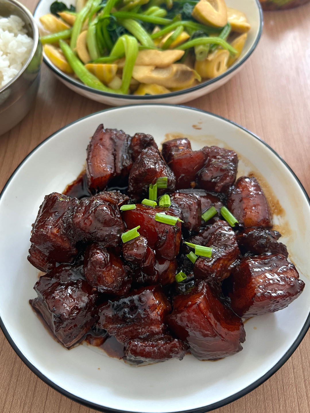 不焯水不放油的家常红烧肉