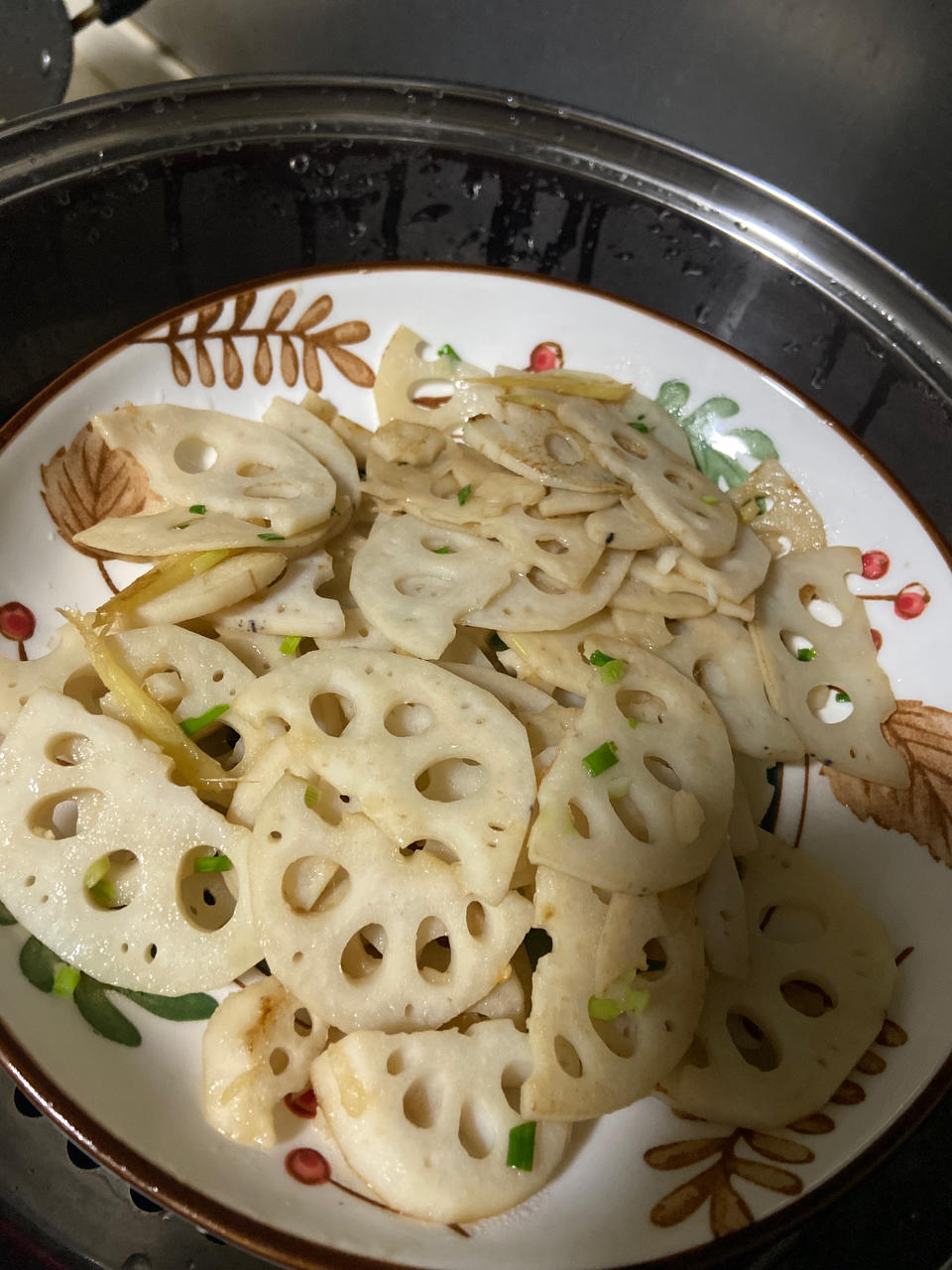 全家都爱吃的清炒藕片😋
