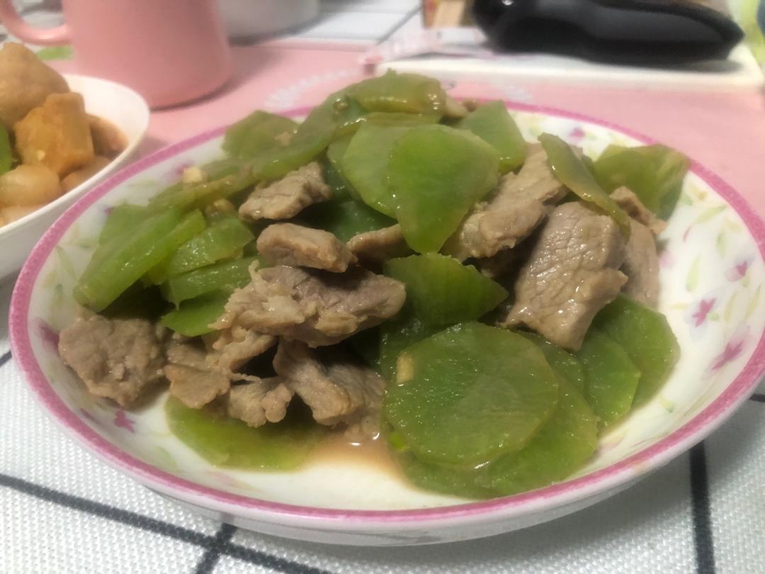 莴笋炒肉