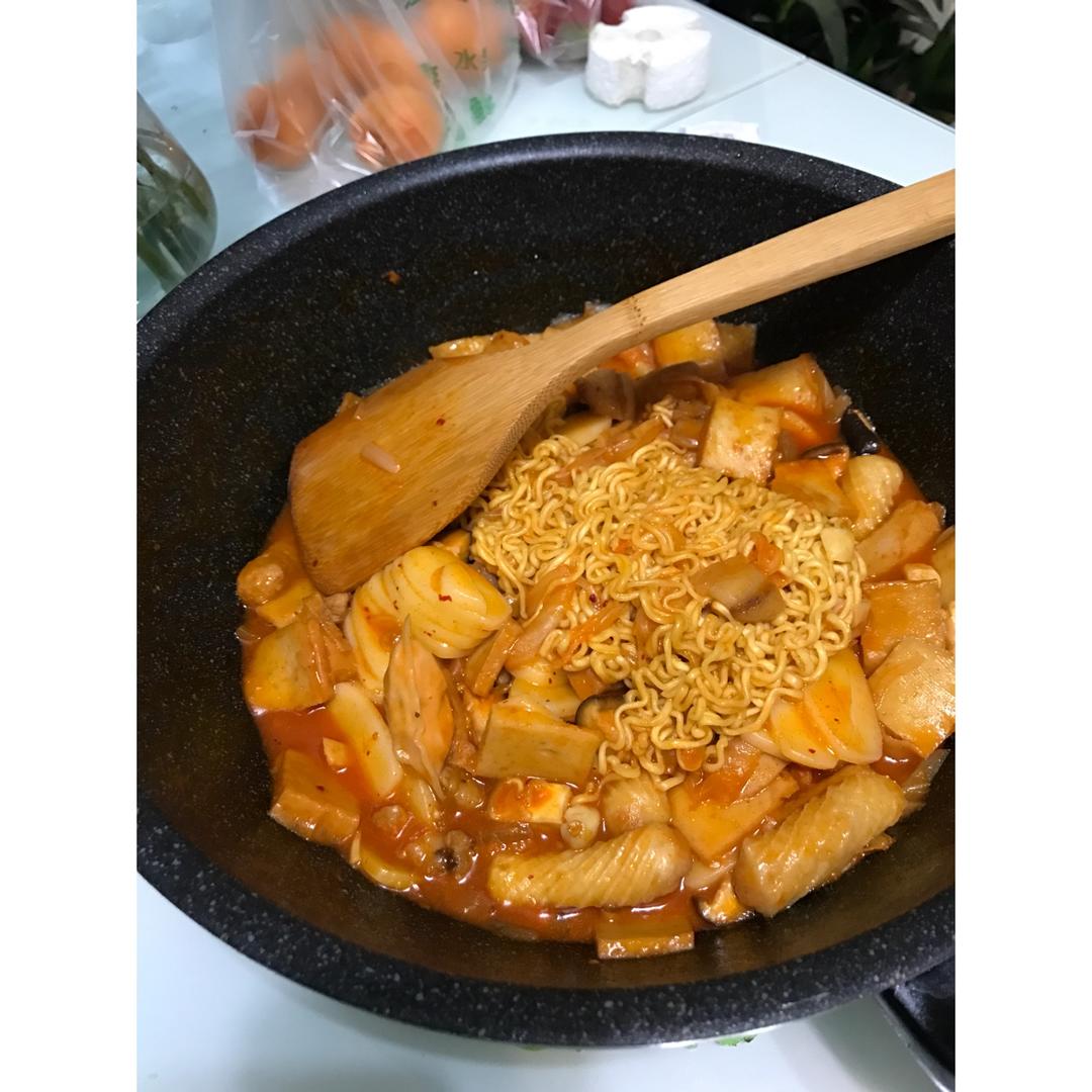 韩式泡面辣炒年糕