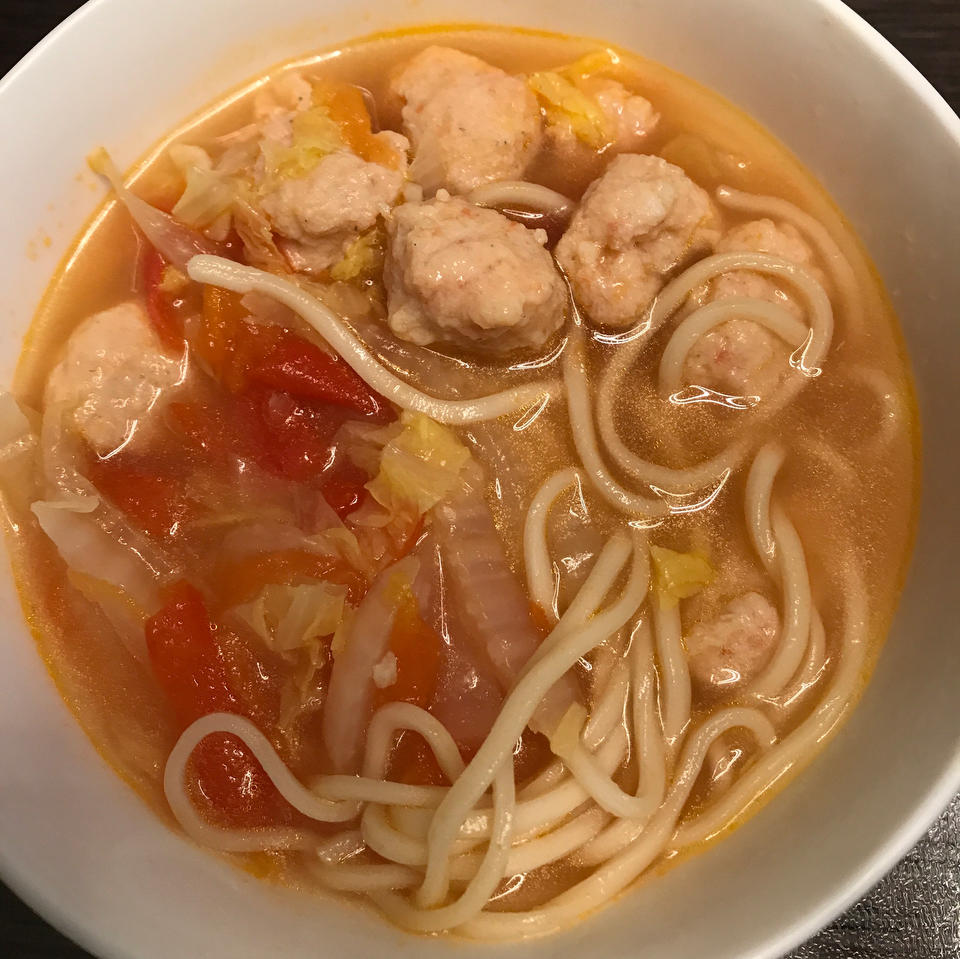 【番茄酸汤虾滑】