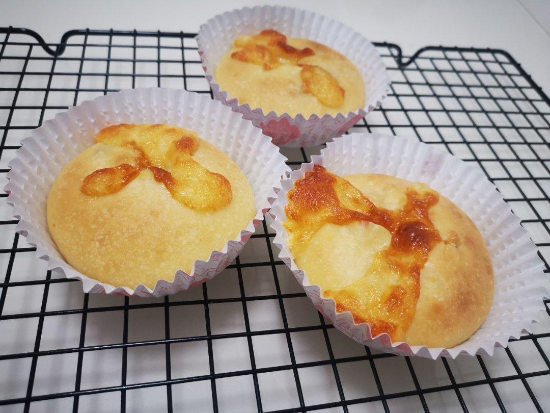 芝士培根熔岩小餐包