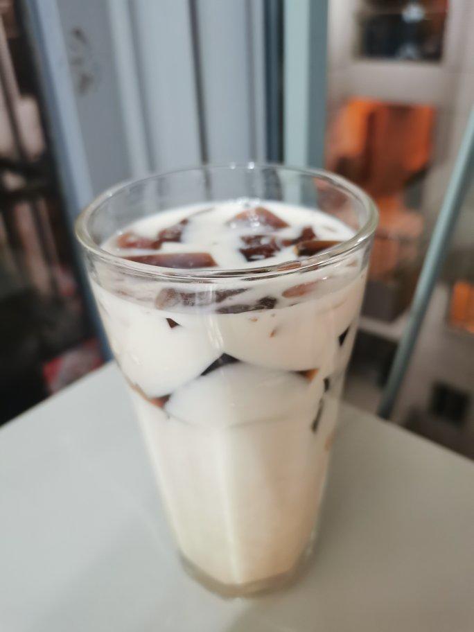 燕麦茶冻撞奶