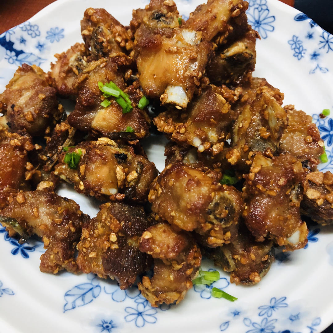 蒜香排骨