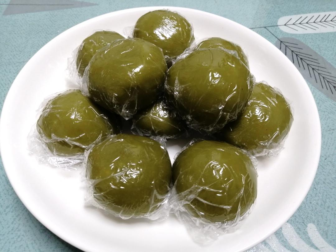 简单易操作的自制青团～抹茶口味的青团