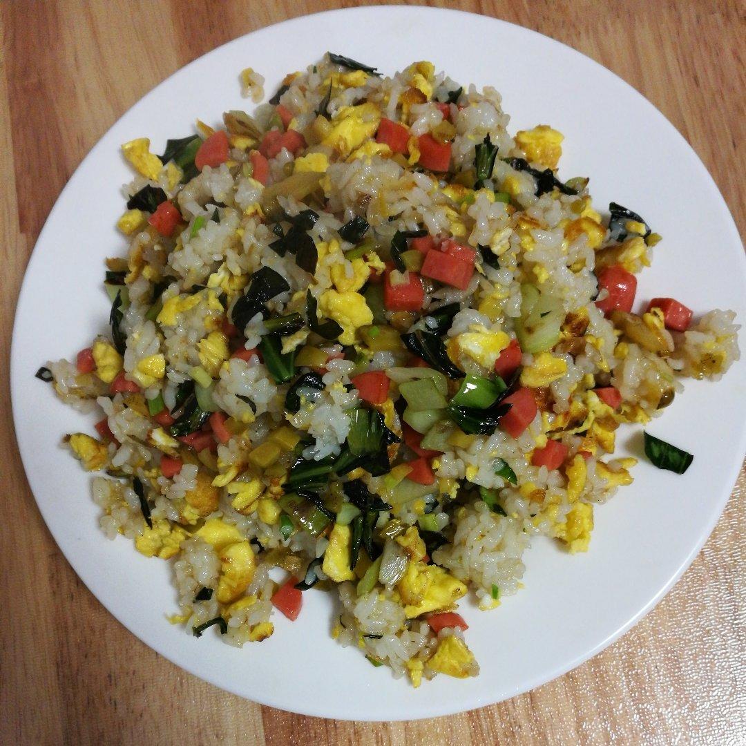 青菜蛋炒饭