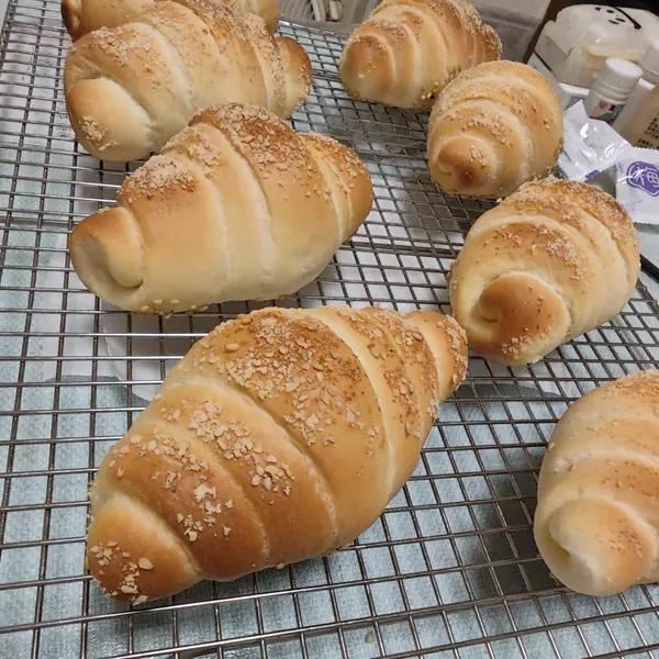 黄金芝士芝麻日式海盐面包卷｜双倍香浓｜咸口