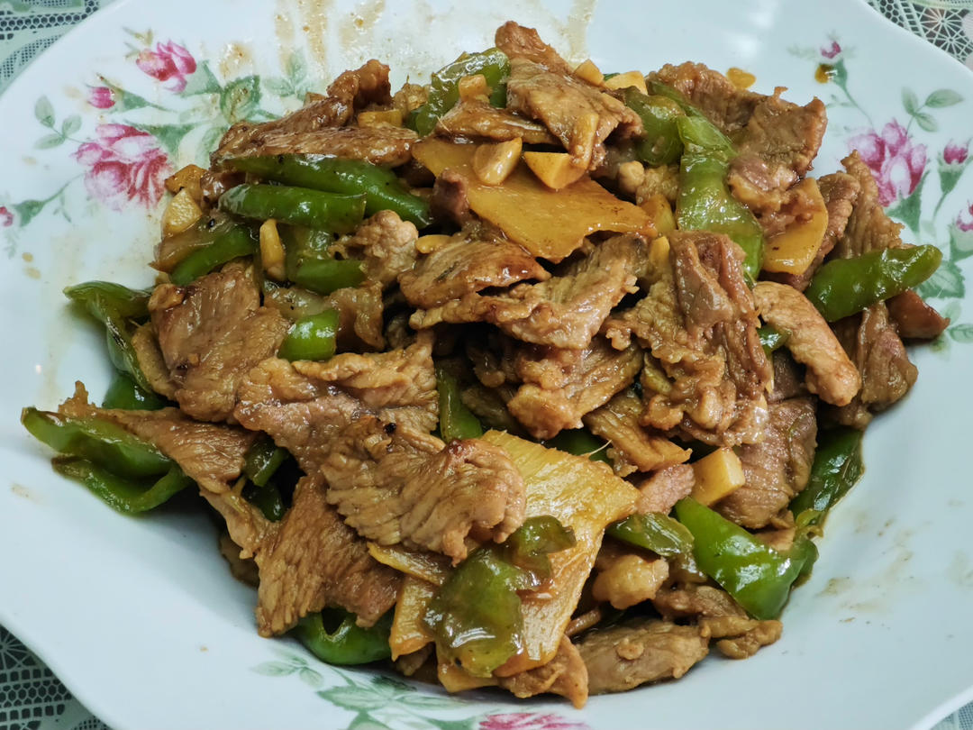 超下饭 ！小炒肉（辣椒炒肉）
