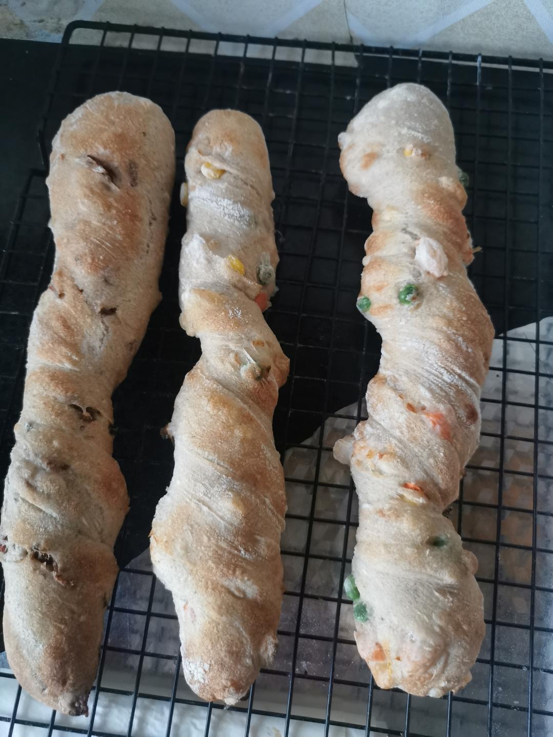 这个田园风味的扭扭棒恰巴塔也太适合我了，无糖低油素食面包