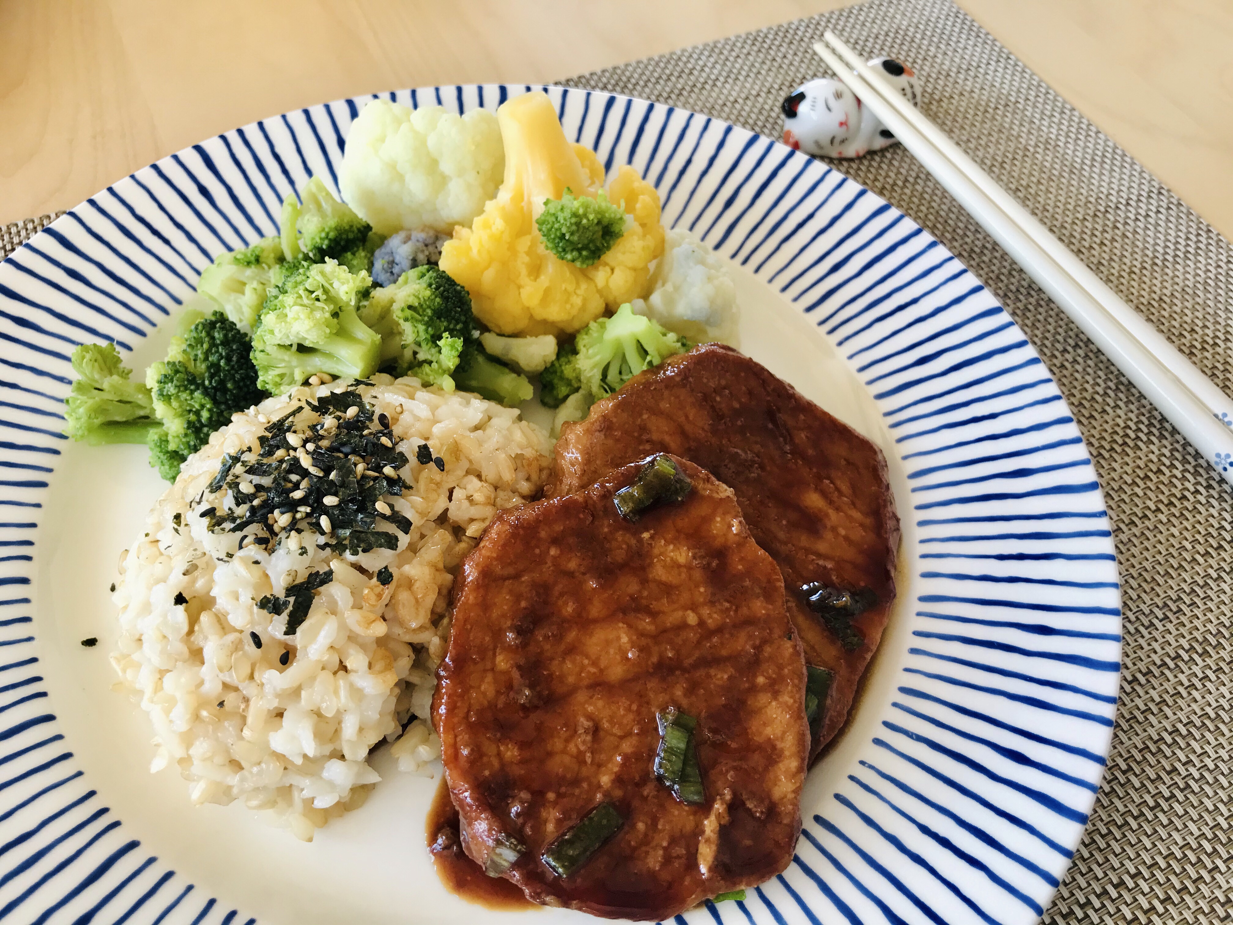 日式照烧猪排饭 配米饭蔬菜 快手简餐