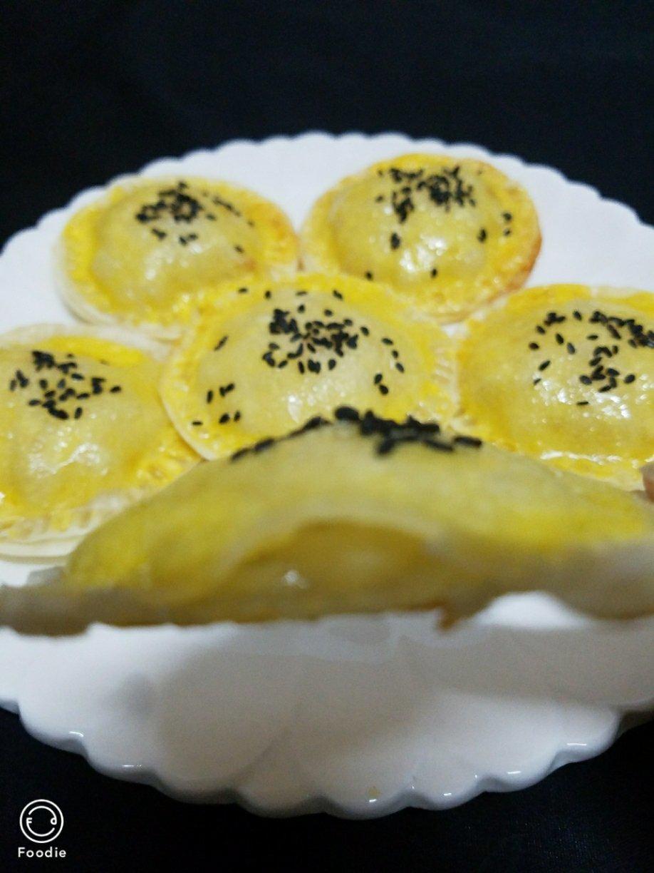 一个苹果两张饺子皮就能做出来香甜酥脆的小甜品