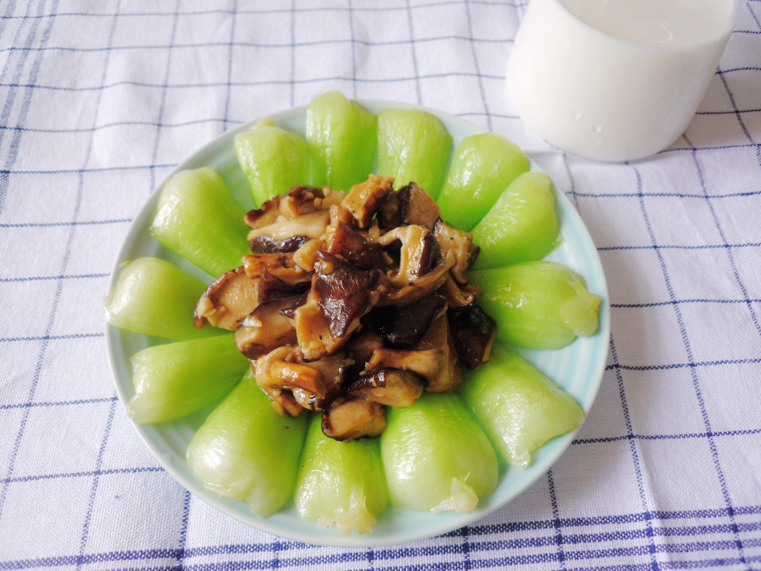 香菇炒油菜