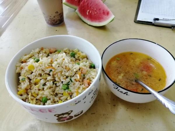 儿童餐—五彩时蔬炒饭（解决孩子不吃蔬菜）