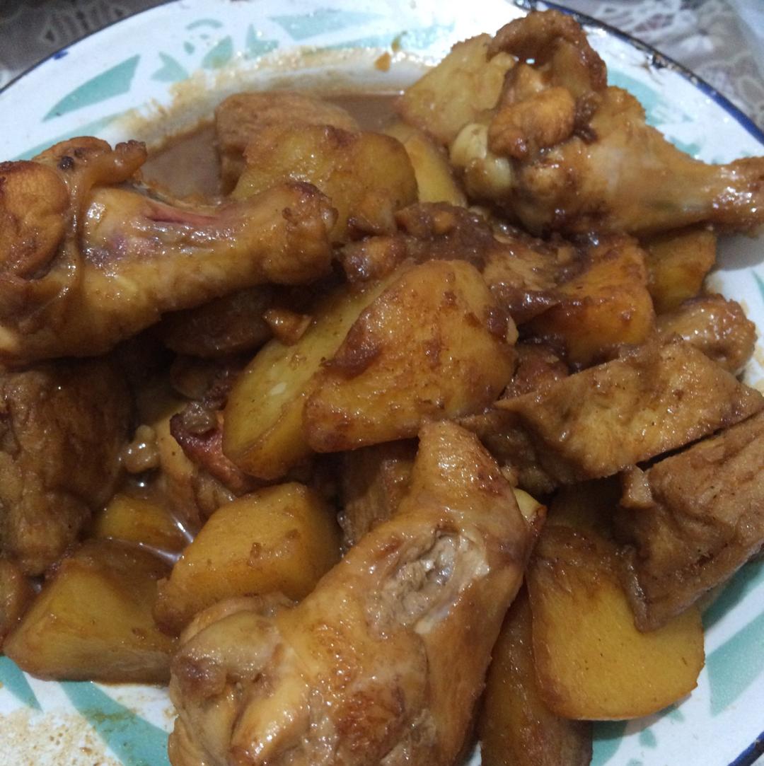 土豆焖鸡腿