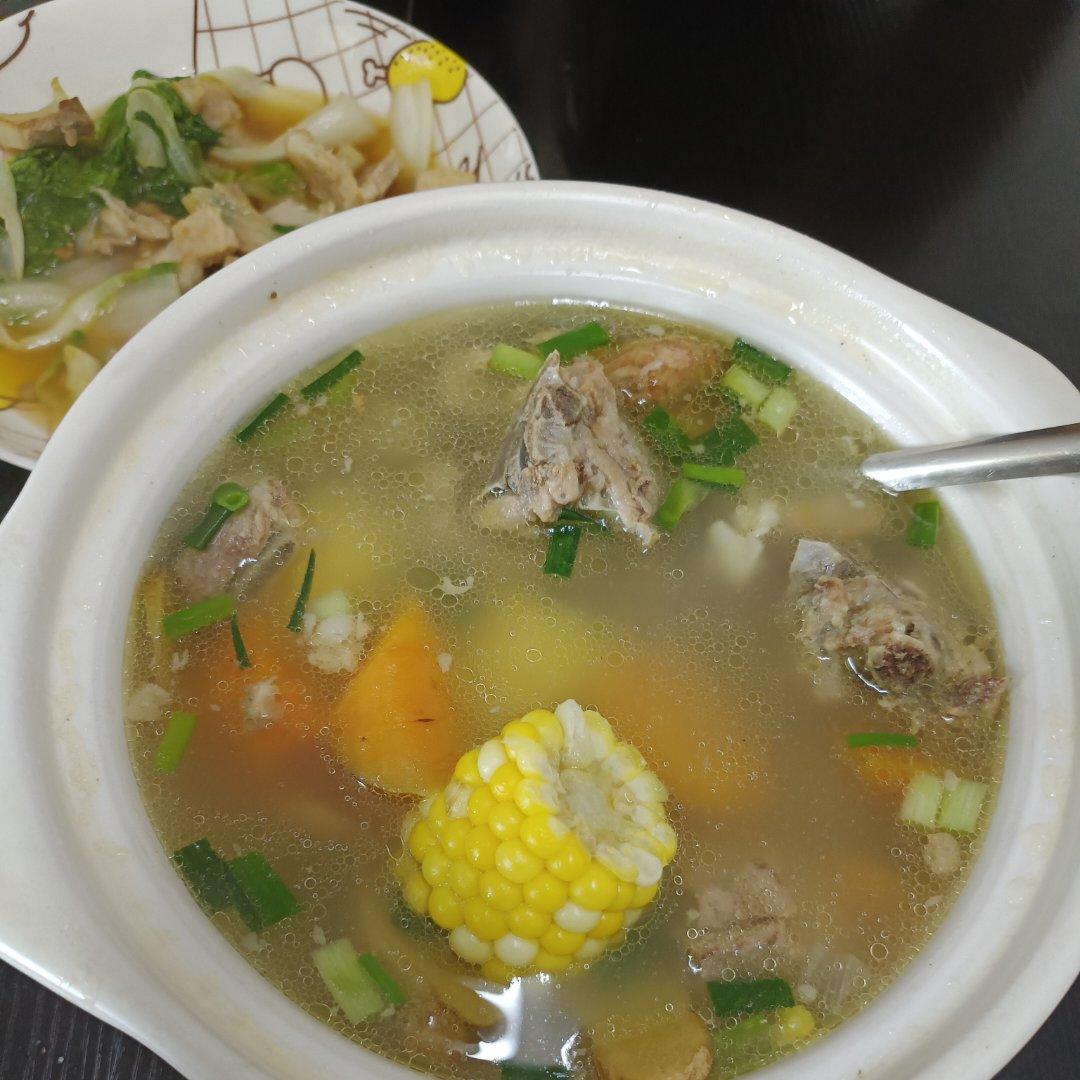 玉米排骨汤