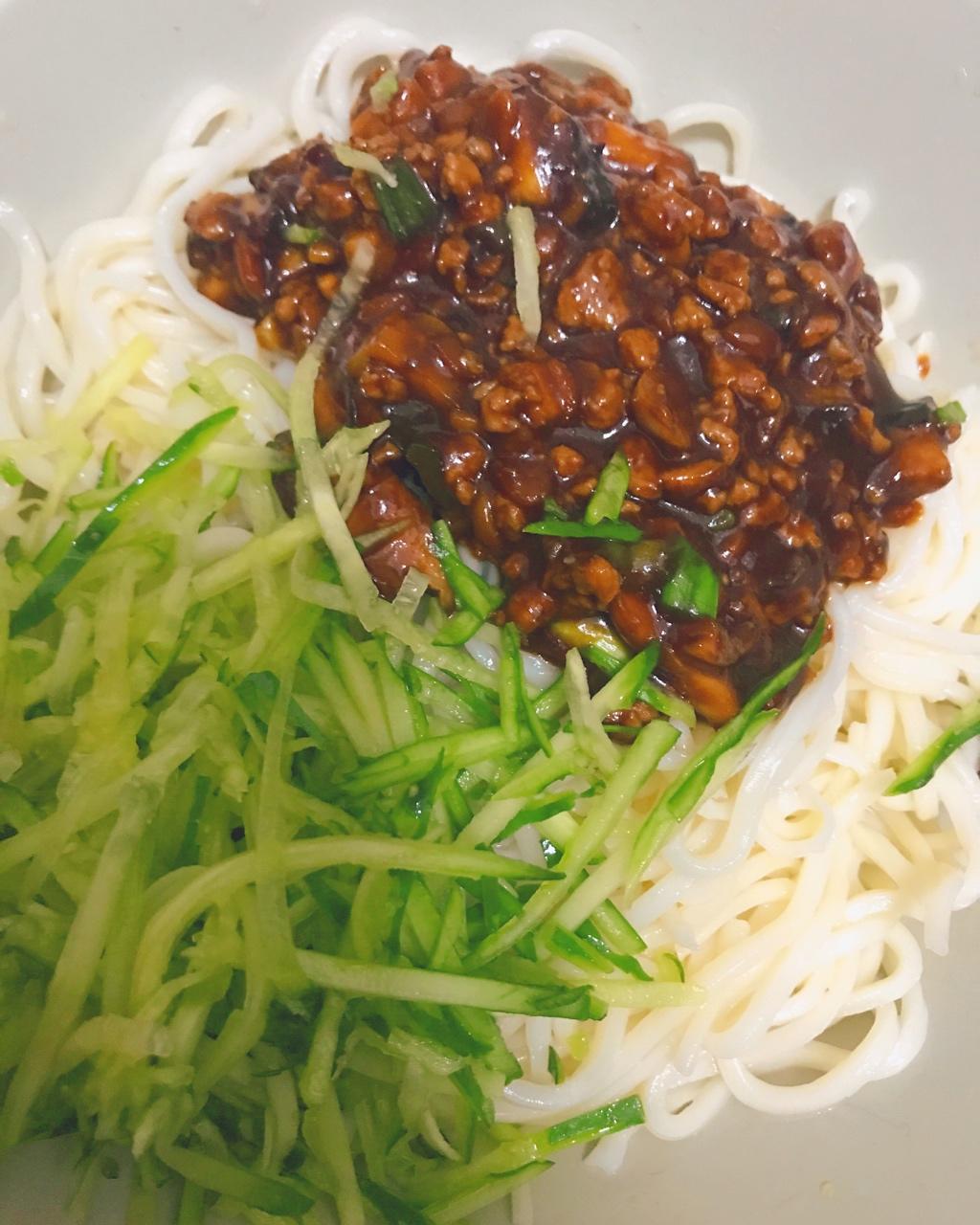 炸酱面
