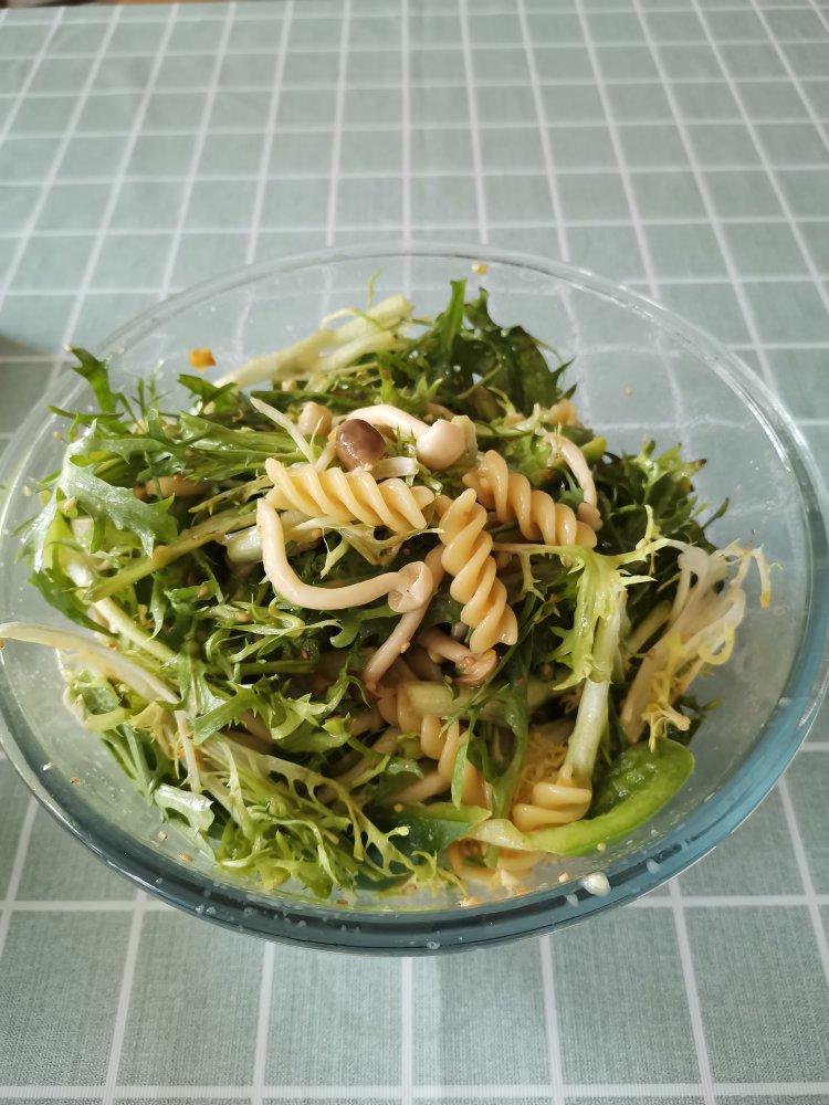 【曼达小馆】野餐——鲜虾意面沙拉