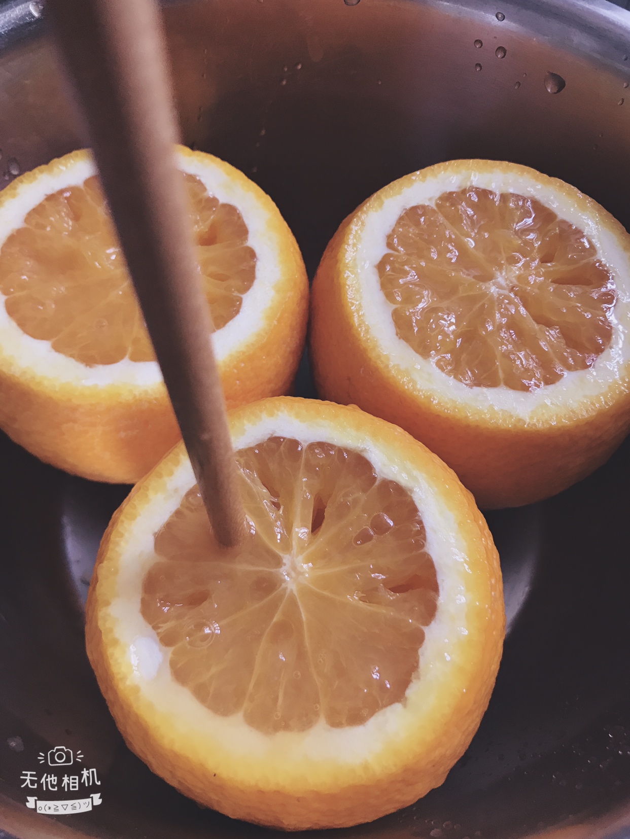 橙煮盐治咳嗽的做法 步骤3