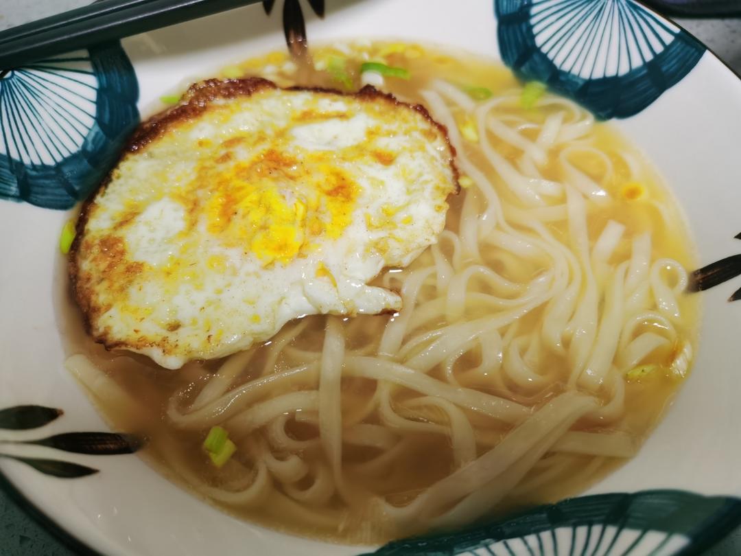 清汤挂面-香而不腻，方便快捷