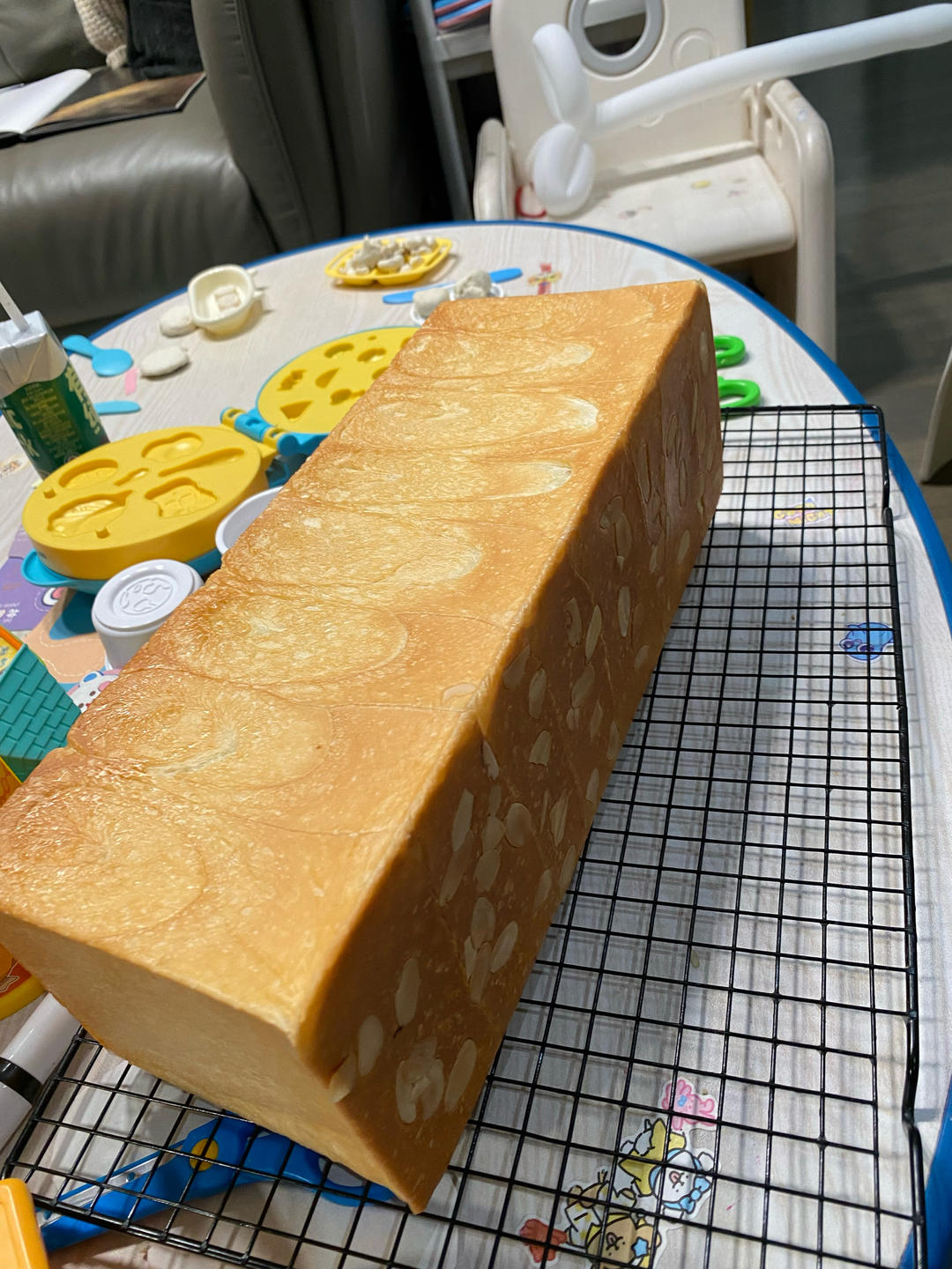 奶香纯粹的重料淡奶油吐司