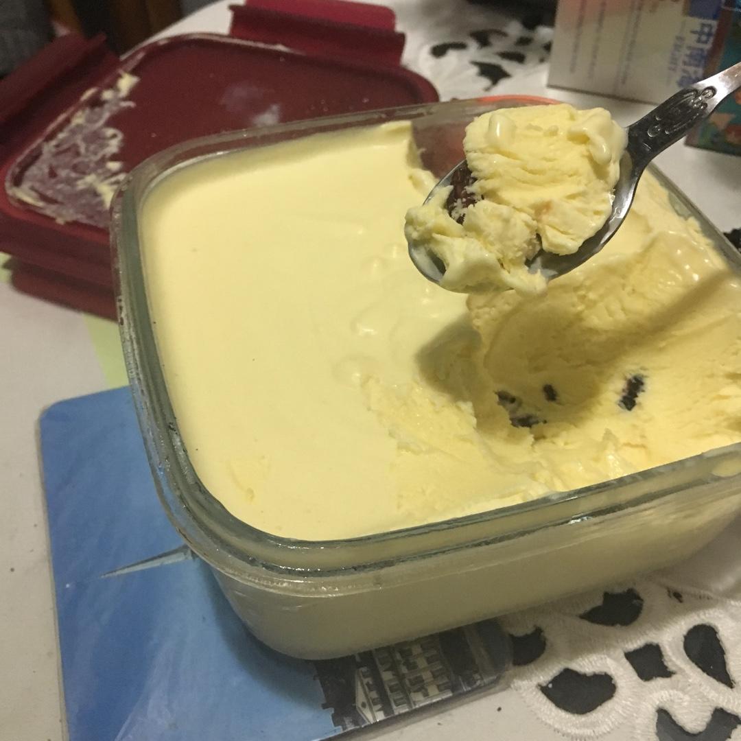 朗姆黑加仑冰淇淋 Rum Raisin Ice cream