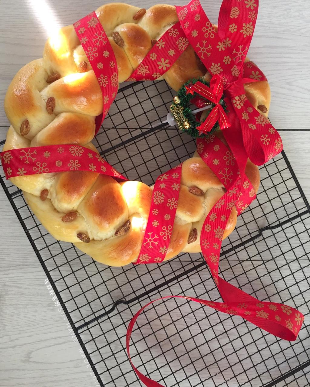 圣诞花环面包