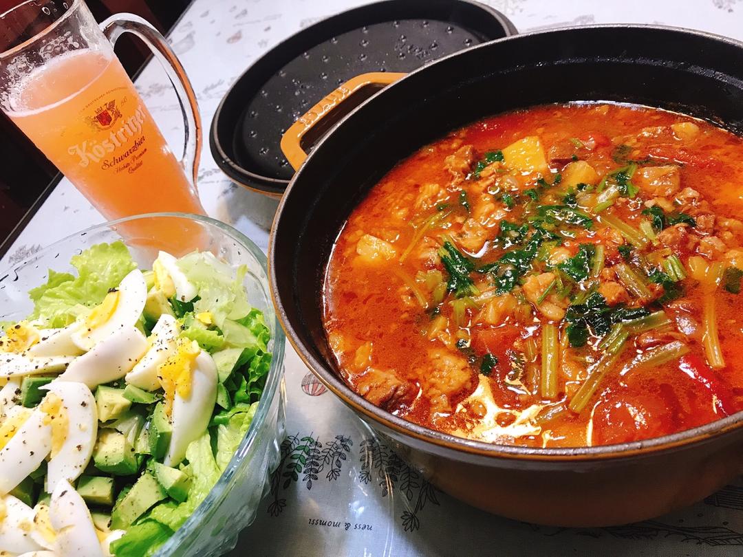 番茄炖带骨牛腩—Staub珐琅铸铁锅