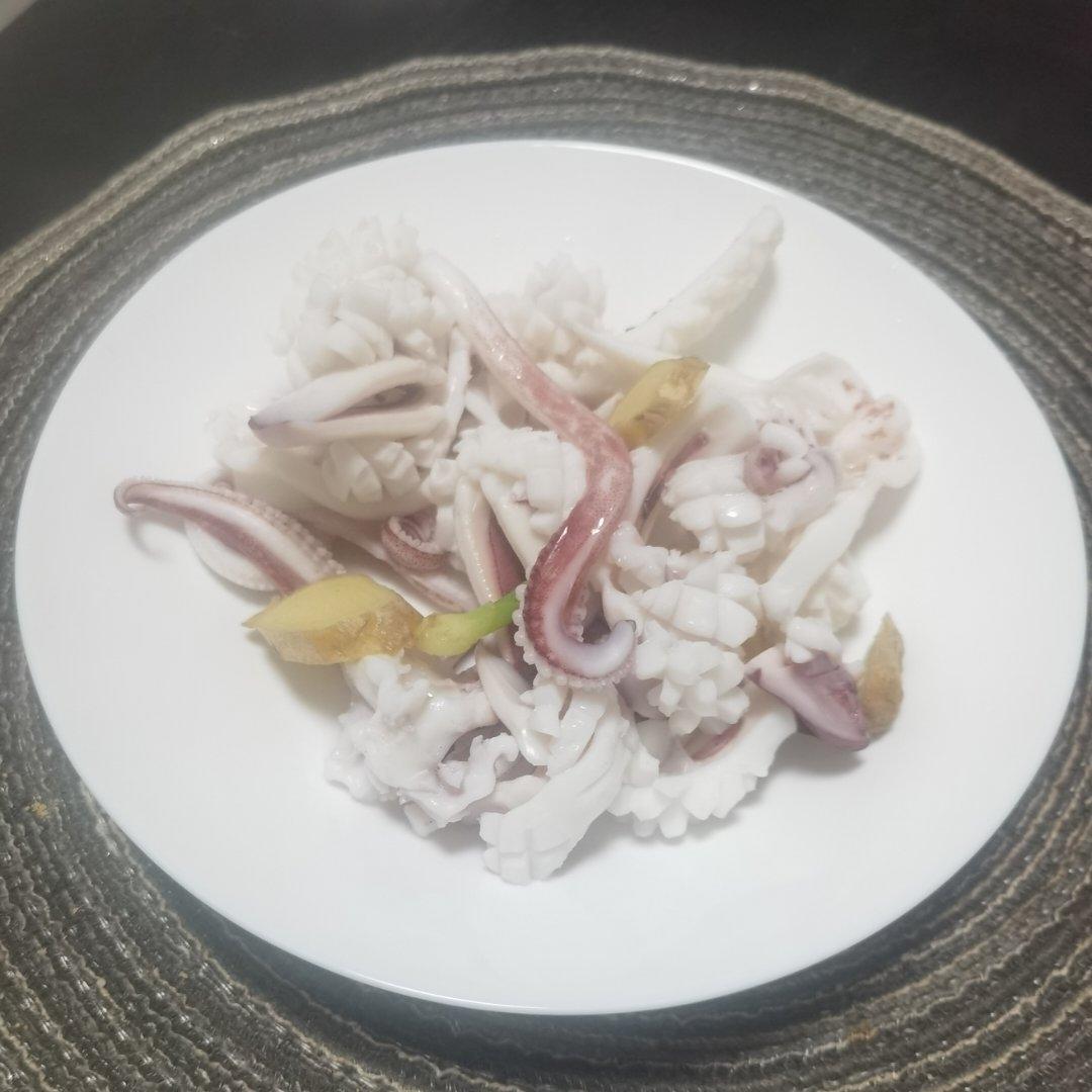 白灼鱿鱼的正宗做法