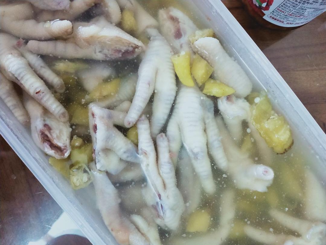 绝味泡椒凤爪