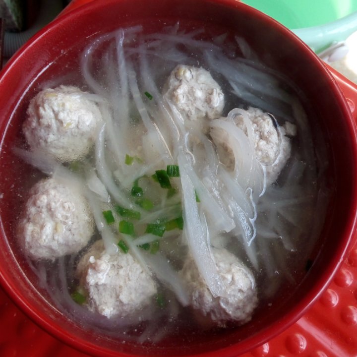 【10分钟系列】白萝卜豆腐圆子汤