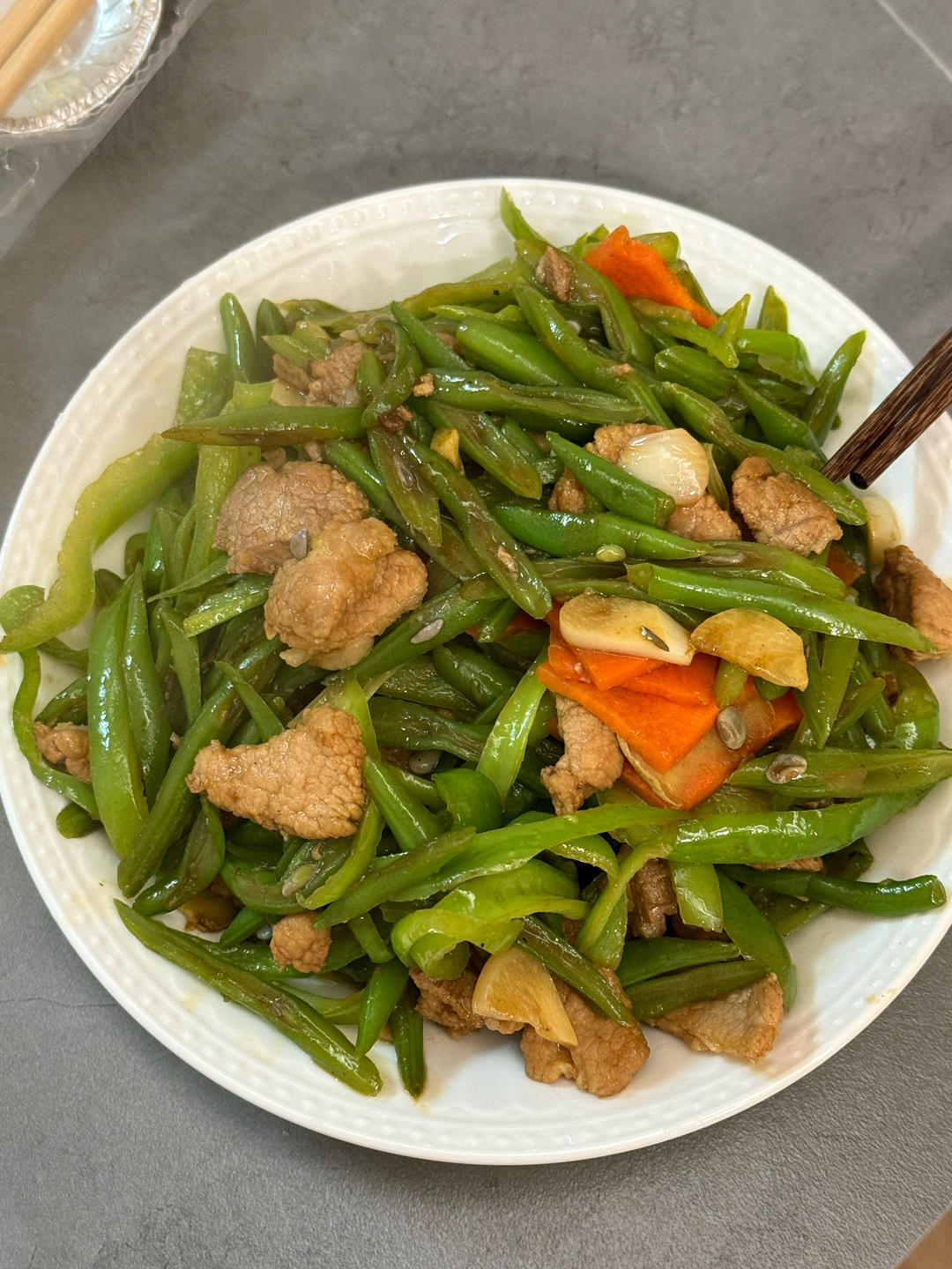 炒肉就得嫩—豆角炒肉（四季豆）