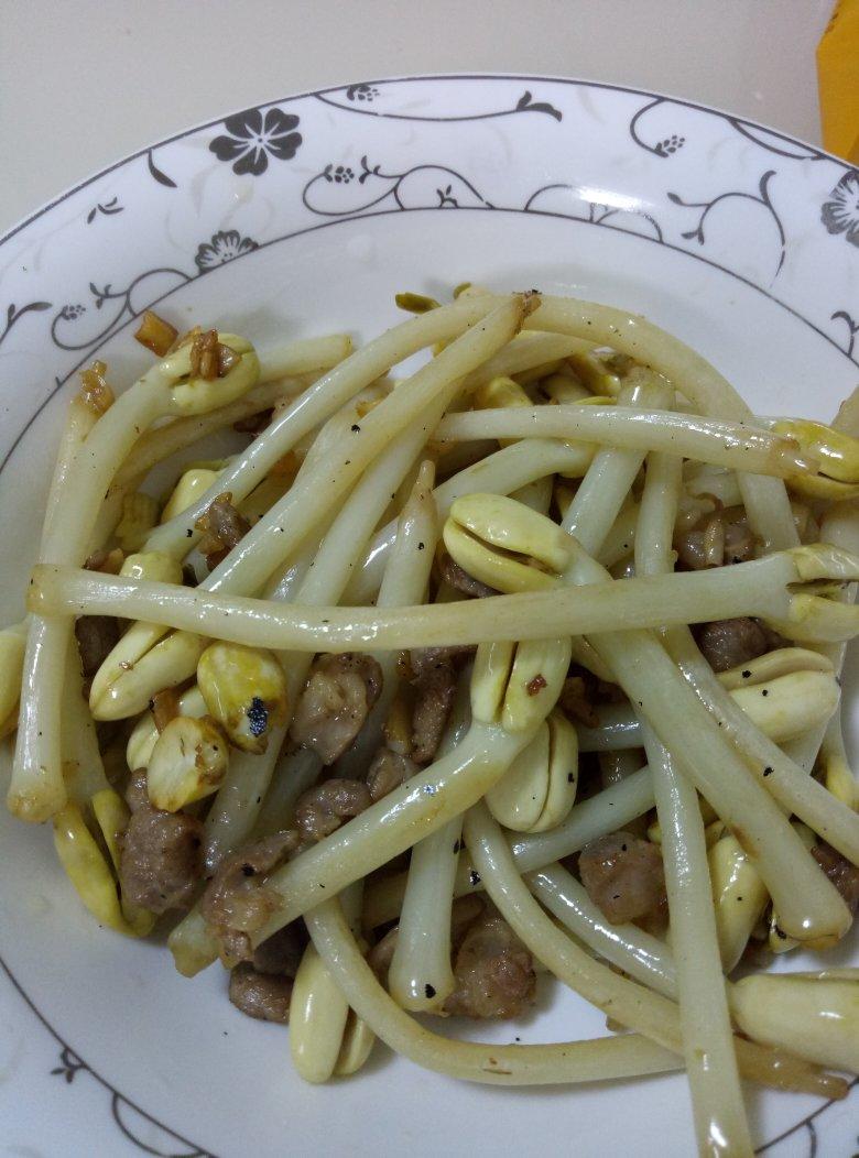 爽口花生苗炒鸡扒